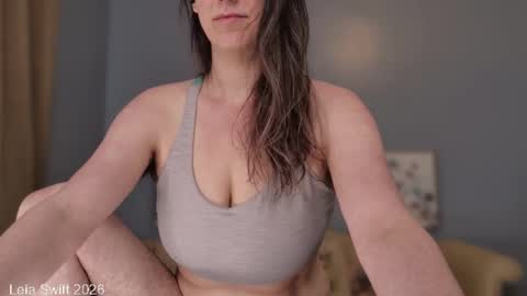 Leia Swift online show from February 16, 2026, 5:09 pm