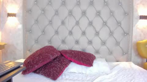 LEIGH ANGELS online show from February 21, 2025, 9:43 pm