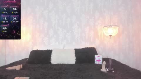 LEIGH ANGELS online show from October 25, 2025, 9:53 pm