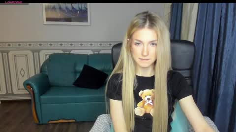 Snapshot of leila_morriss chatting on December 8, 2024, 7:11 pm Leila Morriss online show from December 8, 2024, 7:11 pm