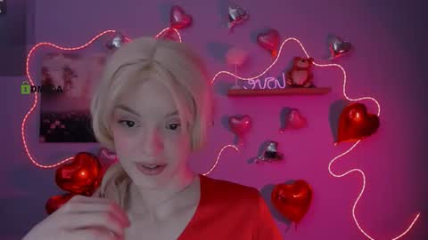 leila_viper_ online show from February 14, 2026, 9:33 pm