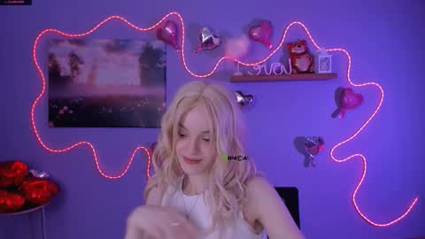 leila_viper_ online show from February 22, 2026, 7:56 pm