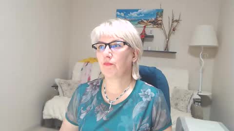 Leila Kinky online show from December 4, 2024, 8:56 am