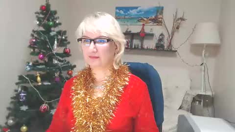 Leila Kinky online show from January 4, 2025, 11:11 am