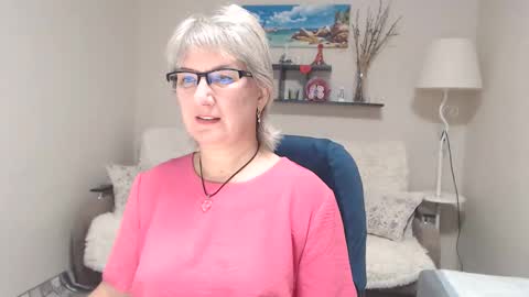 Leila Kinky online show from October 24, 2025, 5:48 am