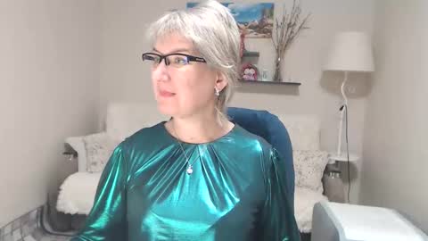 Leila Kinky online show from November 9, 2025, 5:06 am