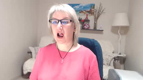 Leila Kinky online show from March 16, 2026, 7:01 am