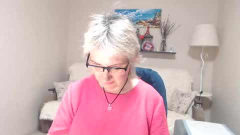 Snapshot of leilamays chatting on May 10, 2026, 3:01 am Leila Kinky online show from May 10, 2026, 3:01 am