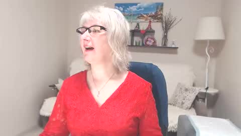 Snapshot of leilamays chatting on May 22, 2026, 3:57 am Leila Kinky online show from May 22, 2026, 3:57 am