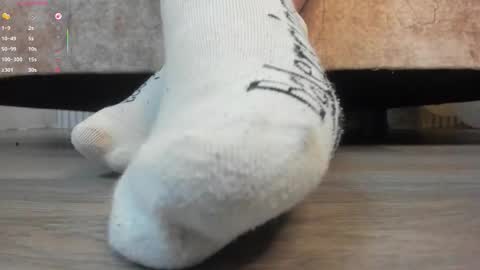 leilapons online show from December 22, 2025, 8:50 pm