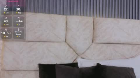 leilapons online show from April 18, 2026, 7:18 pm