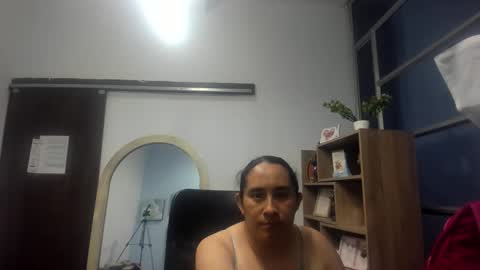 Snapshot of leilasmith_ chatting on June 4, 2026, 11:16 am Leila online show from June 4, 2026, 11:16 am