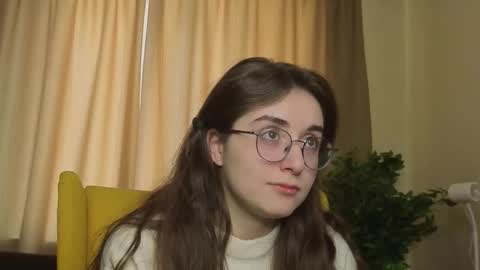 Luna online show from September 27, 2025, 6:18 am