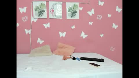 lelany_evans online show from October 23, 2025, 9:57 pm