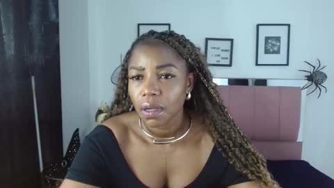 Leidy online show from October 28, 2025, 8:55 pm