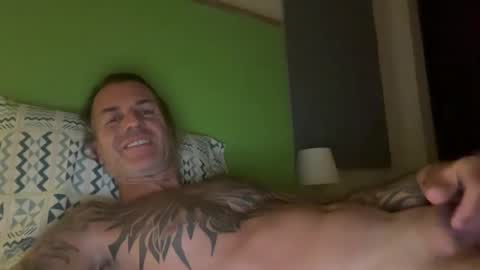 lelehot1 online show from February 17, 2026, 4:09 am