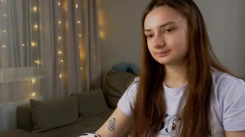 Lelia online show from February 21, 2026, 9:16 pm