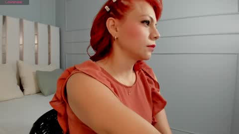 Leloo  online show from May 24, 2026, 7:52 pm
