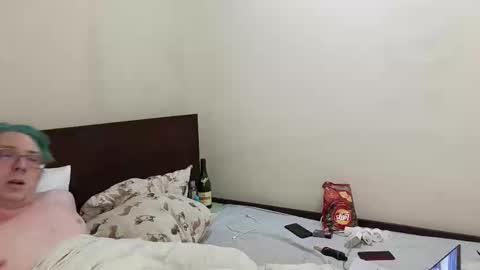 lemauwu online show from December 1, 2025, 6:35 pm