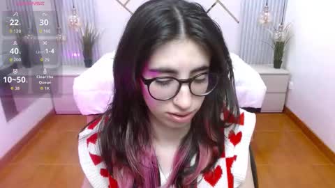 Lena online show from September 26, 2025, 8:35 pm