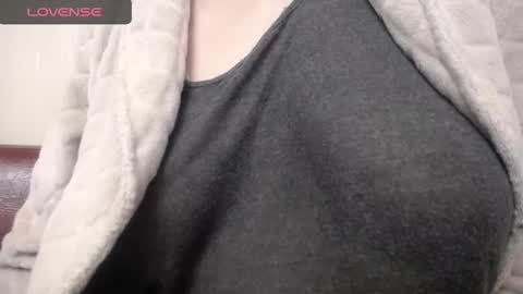 lenagolden online show from January 30, 2025, 2:16 am