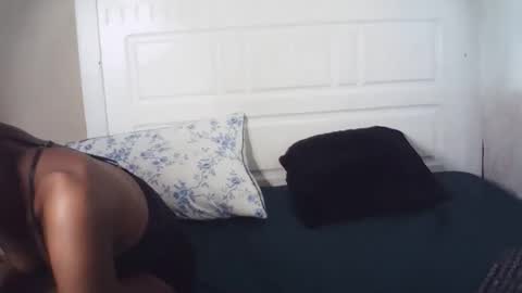 lenah6 online show from February 21, 2026, 11:11 am