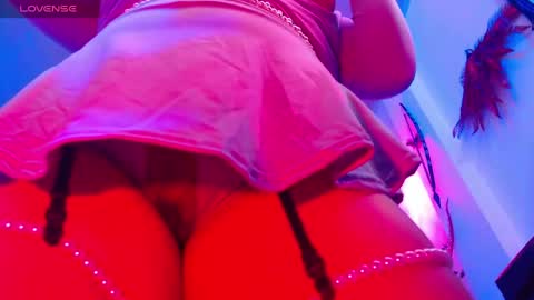 Lenna Kang online show from December 27, 2024, 5:09 am