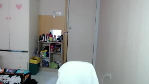 lena online show from March 10, 2026, 11:43 pm