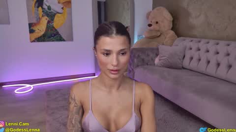 Lenna Goddess online show from November 15, 2025, 5:38 am