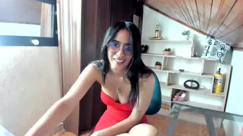 Snapshot of lennox_amy chatting on July 14, 2026, 1:39 pm lennox_amy online show from July 14, 2026, 1:39 pm