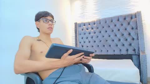 Snapshot of lenny_knox2 chatting on July 21, 2026, 12:51 pm LENNY online show from July 21, 2026, 12:51 pm