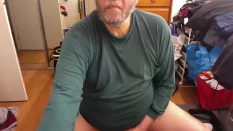 Pussylicker online show from September 15, 2025, 12:43 am