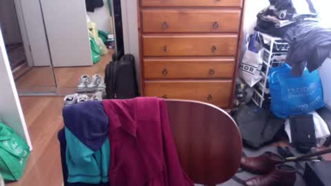 Snapshot of lennyfife chatting on October 11, 2025, 10:30 pm Pussylicker online show from October 11, 2025, 10:30 pm