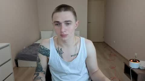 Snapshot of leo__miller chatting on June 7, 2026, 4:33 pm LEO online show from June 7, 2026, 4:33 pm