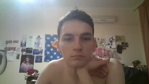 leo_cutie online show from February 1, 2026, 8:40 pm