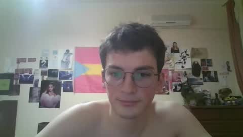 leo_cutie online show from March 12, 2026, 8:37 pm