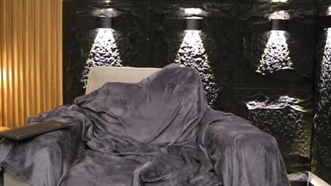 Leo  Diaz online show from April 11, 2026, 7:45 am