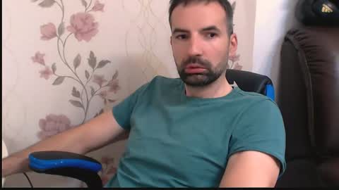Leo Gianni online show from June 15, 2026, 9:55 am