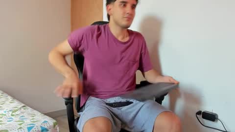 Leo Jones online show from January 21, 2025, 9:46 pm