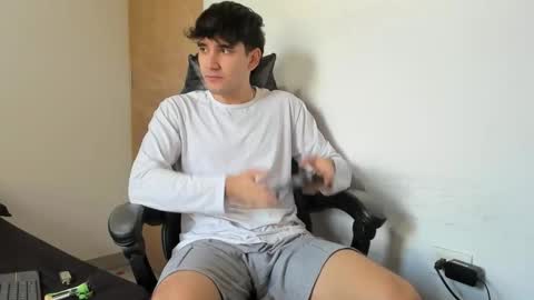 Leo Jones online show from September 23, 2025, 3:15 pm