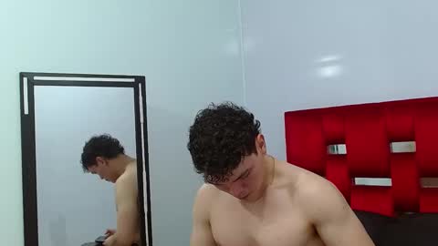 leo_morris online show from December 28, 2024, 3:59 pm