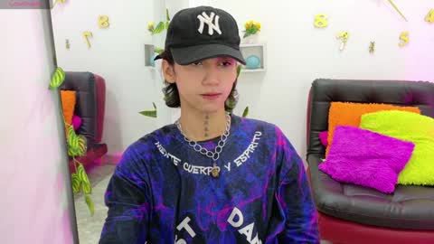 Snapshot of leoadamss chatting on February 3, 2025, 12:57 pm Leo online show from February 3, 2025, 12:57 pm