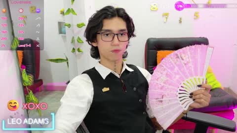 Snapshot of leoadamss chatting on February 7, 2025, 3:19 pm Leo online show from February 7, 2025, 3:19 pm