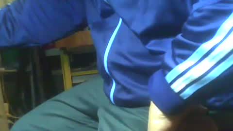 Snapshot of leobauo chatting on May 17, 2026, 10:06 pm leobauo online show from May 17, 2026, 10:06 pm