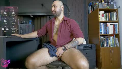 Leon online show from January 16, 2026, 6:56 pm