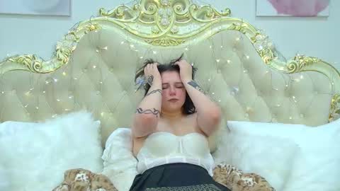 LeonaLeman online show from December 27, 2024, 4:10 pm