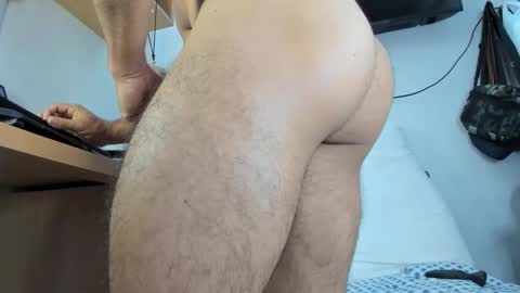 Snapshot of leonardo_sanguinnetti chatting on March 29, 2026, 12:49 pm JOSEPH online show from March 29, 2026, 12:49 pm