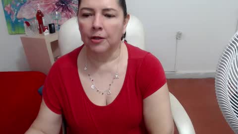 leonela   online show from September 10, 2025, 2:00 am