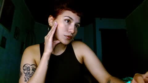 leonela  online show from September 26, 2025, 10:47 pm