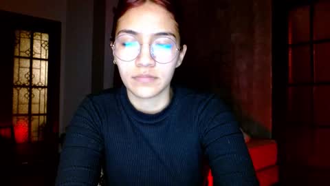 leonela  online show from October 8, 2025, 1:58 am